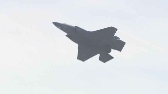 アメリカ軍岩国基地“ステルス戦闘機F35B部隊”配備　市民団体が市に「配備容認の姿勢撤回」要請|TBS NEWS DIG
