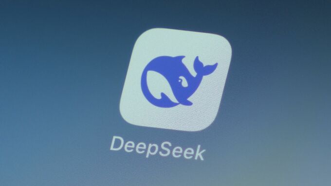 中国製生成AI「DeepSeek」にサイバー攻撃　発信元は「すべてアメリカ」 新規登録を一時的に制限|TBS NEWS DIG