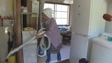 ヒグマが民家に侵入 洗濯中の女性(80代)が間一髪で…「グーって走って来た」クマは玄関の網戸を突っ切って姿消す 北海道三笠市|TBS NEWS DIG