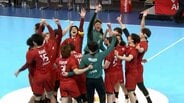 ハンドボール男子“彗星ジャパン”が銅メダル!“ライバル”韓国に37-32で勝利 16年ぶりメダル獲得 GK中村がビッグセーブ連発【アジア大会】|TBS NEWS DIG