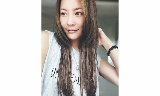 【 瀬戸朝香 】　「インナーカラーを　ピンクベージュにしてみた」　最新ショットを公開　「カラーシャンプーで　その時の気分によって　色味を変えて楽しんでいるの」|TBS NEWS DIG