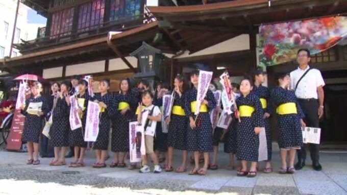 正岡子規の生誕１５８年祝い　子どもたちが「のぼさん」に扮しパレード 愛媛・松山市|TBS NEWS DIG