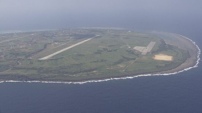 米軍・伊江島でもパラ訓実施が判明　“伊江島補助飛行場は使えない”はずでは？　説明に矛盾　|　沖縄のニュース｜RBC 琉球放送
