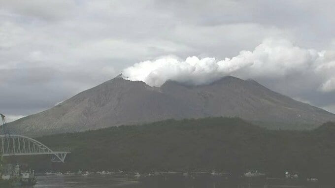 桜島で山体膨張を観測「多量の降灰を伴う噴火の可能性」鹿児島地方気象台　【きょう・あすの降灰予報】|TBS NEWS DIG