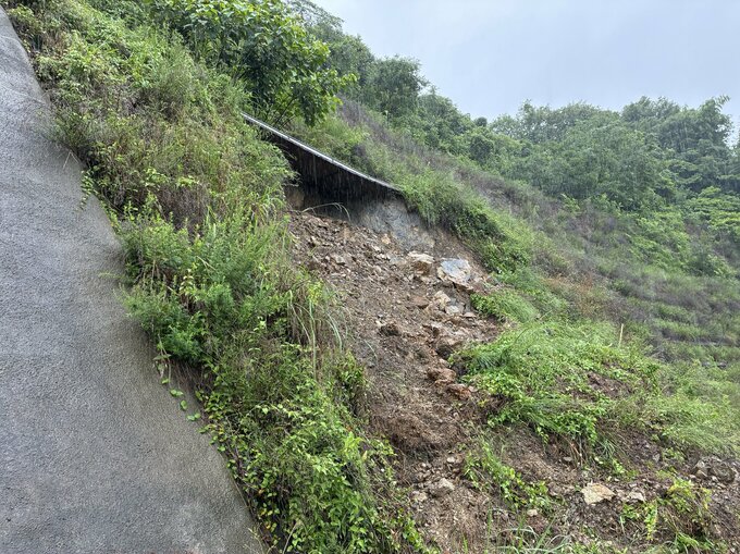 山陽道尾道ICで法面が崩落　通行止め解除に時間要すか　大雨の影響　広島　|　RCC NEWS | 広島ニュース | RCC中国放送