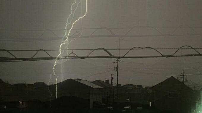 【気象情報】関東甲信　雷を伴った非常に激しい雨の降っている所が　22日にかけ大気が非常不安定　警報級の地域や期間が拡大する可能性も|TBS NEWS DIG