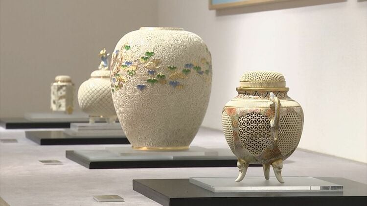白い生地に繊細な彫刻 薩摩焼「沈壽官窯」創業150周年記念展 透かし