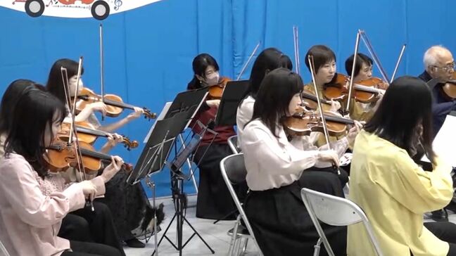 自動車販売店で高松交響楽団のコンサート「地域の遊び場」へと開かれた店を目指す試み【香川】|TBS NEWS DIG