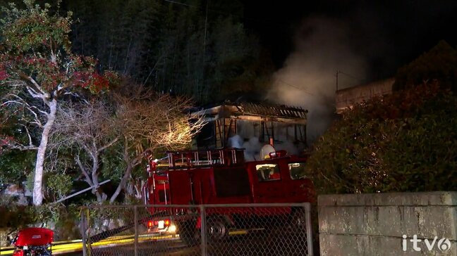 未明の住宅全焼火災 焼け跡から1人の遺体発見  1人暮らしの高齢男性と連絡が取れておらず|TBS NEWS DIG