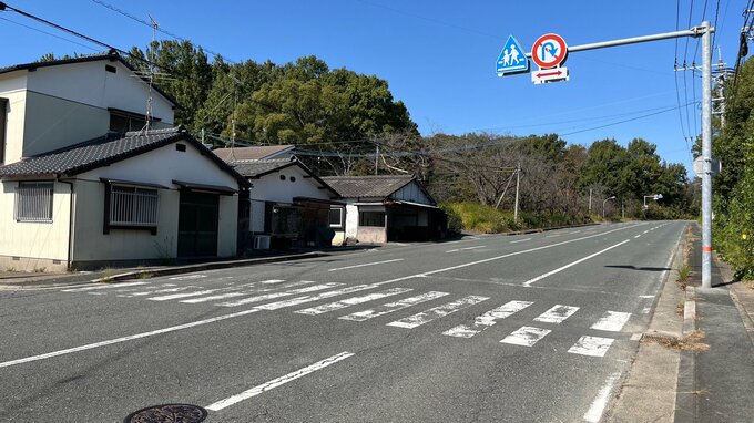 登校中の小学生が横断歩道ではねられる　運転手の50代男を逮捕「歩行者に直前で気付いた」　熊本県荒尾市|TBS NEWS DIG