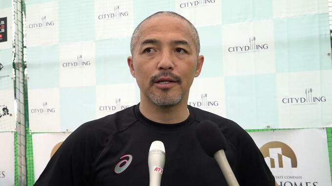 「サッカーが楽しいと感じてくれれば」青森県むつ市でサッカー元日本代表の小野伸二さんらが“サッカー教室”　小学生から高校生など約250人が参加　|　青森のニュース│ATV NEWS│青森テレビ