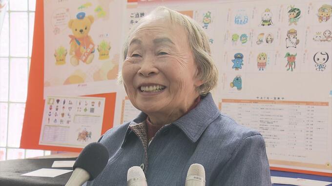 3時間前に郵便局に到着の石川タミさん（83）「満足感いっぱいです」14年連続で『年賀はがき』購入1番乗り！|TBS NEWS DIG