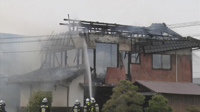 線路の近くで納屋が焼け…JR最大で１時間ほどの遅れ　島根・松江市　|　BSSニュース | BSS山陰放送