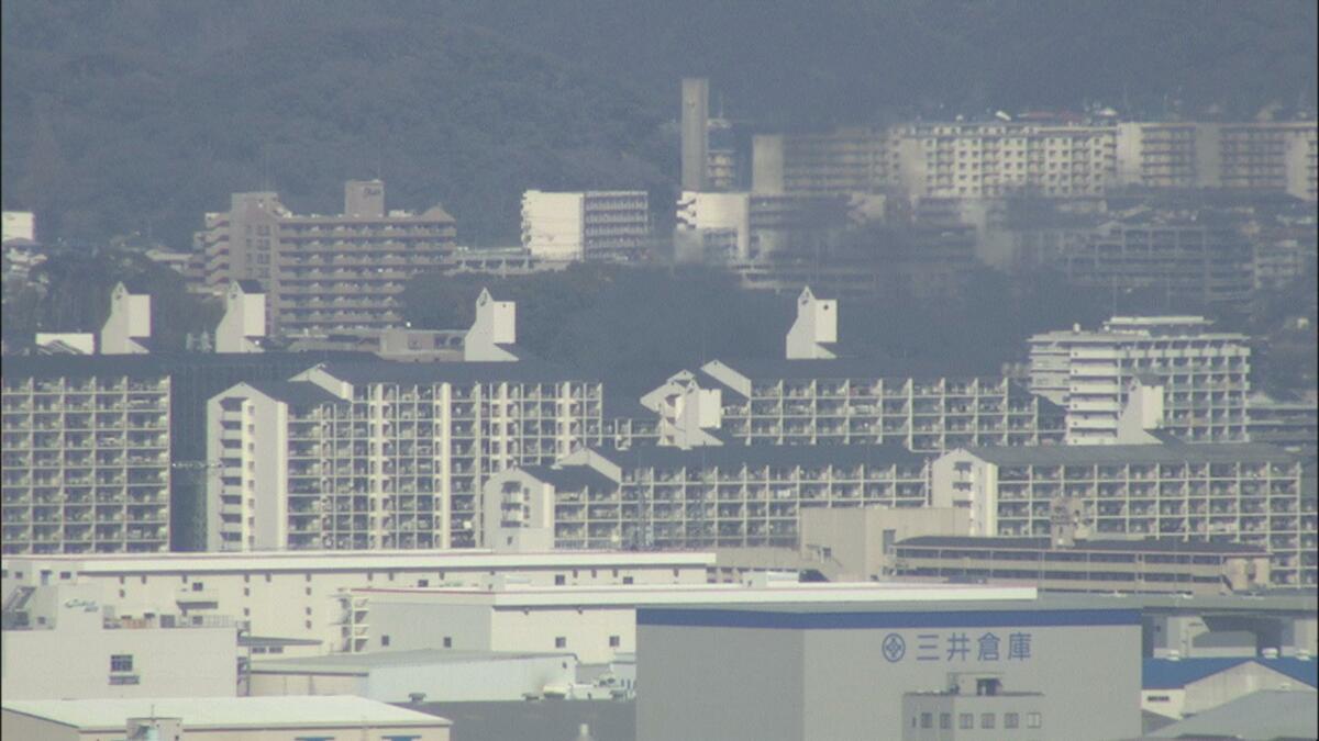 福岡市東区の住宅から黒煙上がる 高齢の夫婦2人搬送 | TBS NEWS DIG