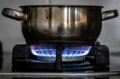 政府、３カ月で3000円の電気・ガス代支援－米関税対策で予備費支出| TBS CROSS DIG with Bloomberg