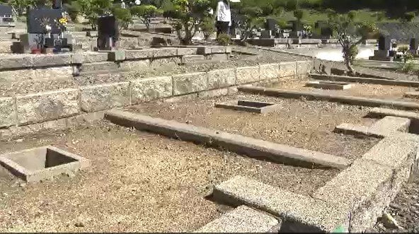 「墓じまい」する人や「合葬」選択する人が増加…迎え盆で墓参り、霊園では空いている区画が目立つ場所も「後を引き継いでくれる人がいないと…」　|　SBC NEWS | 長野のニュース | SBC信越放送