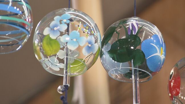 「音色と涼しげな柄で癒やされて」風鈴の絵付け作業最盛期 福島・喜多方市|TBS NEWS DIG