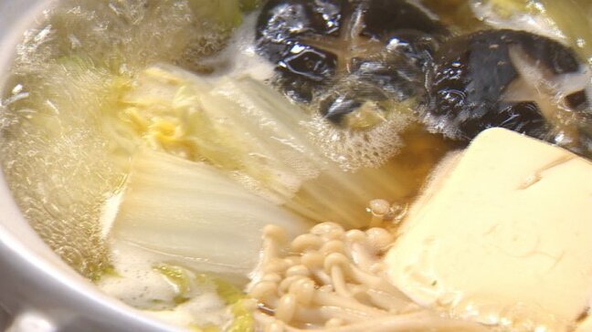「ハクサイはこれから安くなる」 物価高でもお手頃に楽しめる鍋の食材 葉物野菜が安い!〆にオススメなのは? 山梨|TBS NEWS DIG