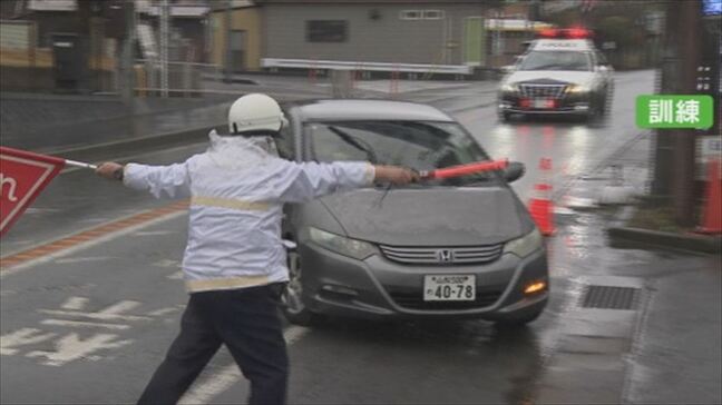 「有事の際は迅速、的確に対応したい」トクリュウを想定　県境を越えて逃走する犯人を確保する合同訓練　山梨と神奈川３つの警察署|TBS NEWS DIG