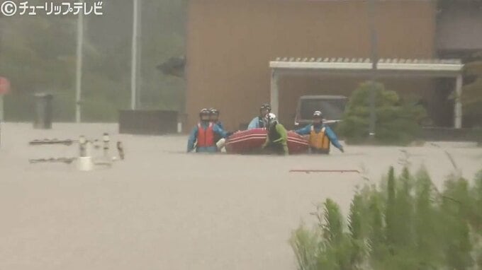 【大雨被害】富山県氷見市で4地区69人が孤立、住宅浸水90件発生　断水は12件に復旧進むも停電影響　|　富山のニュース｜天気・防災｜チューリップテレビ