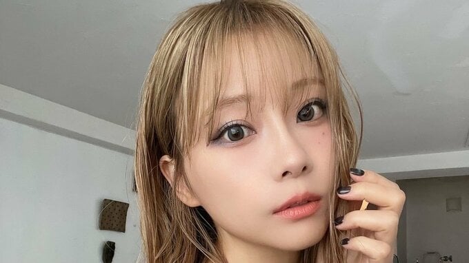 重盛さと美さん　金髪にイメチェン姿を公開　「金髪重盛ちゃん」新曲ＭＶ披露|TBS NEWS DIG