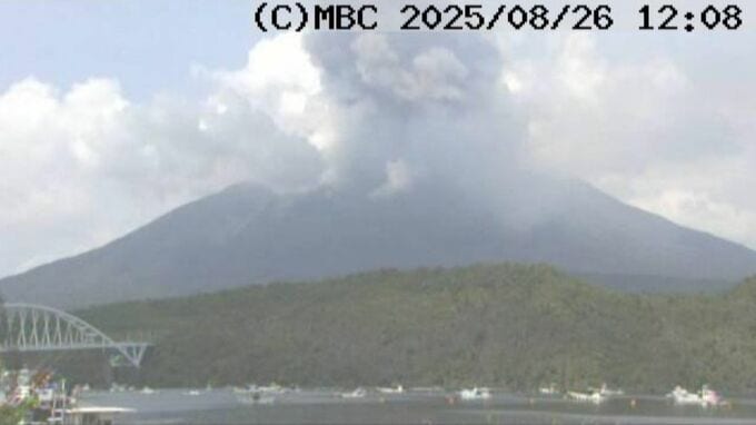 桜島噴火　噴煙1700メートル上がる|TBS NEWS DIG
