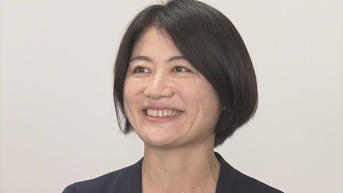 「当選証書に恥じない仕事をしていきたい」衆院選「青森3区」で初当選の立憲民主党・岡田華子氏に当選証書【衆議院議員総選挙2024】|TBS NEWS DIG