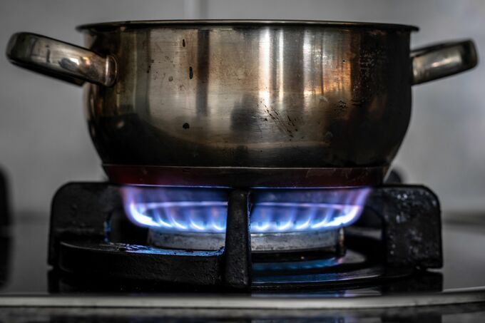 政府、３カ月で3000円の電気・ガス代支援－米関税対策で予備費支出