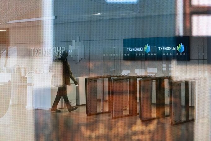 【欧州市況】株は上げ消す、通信株に売り－ドイツ債は下げ幅縮小