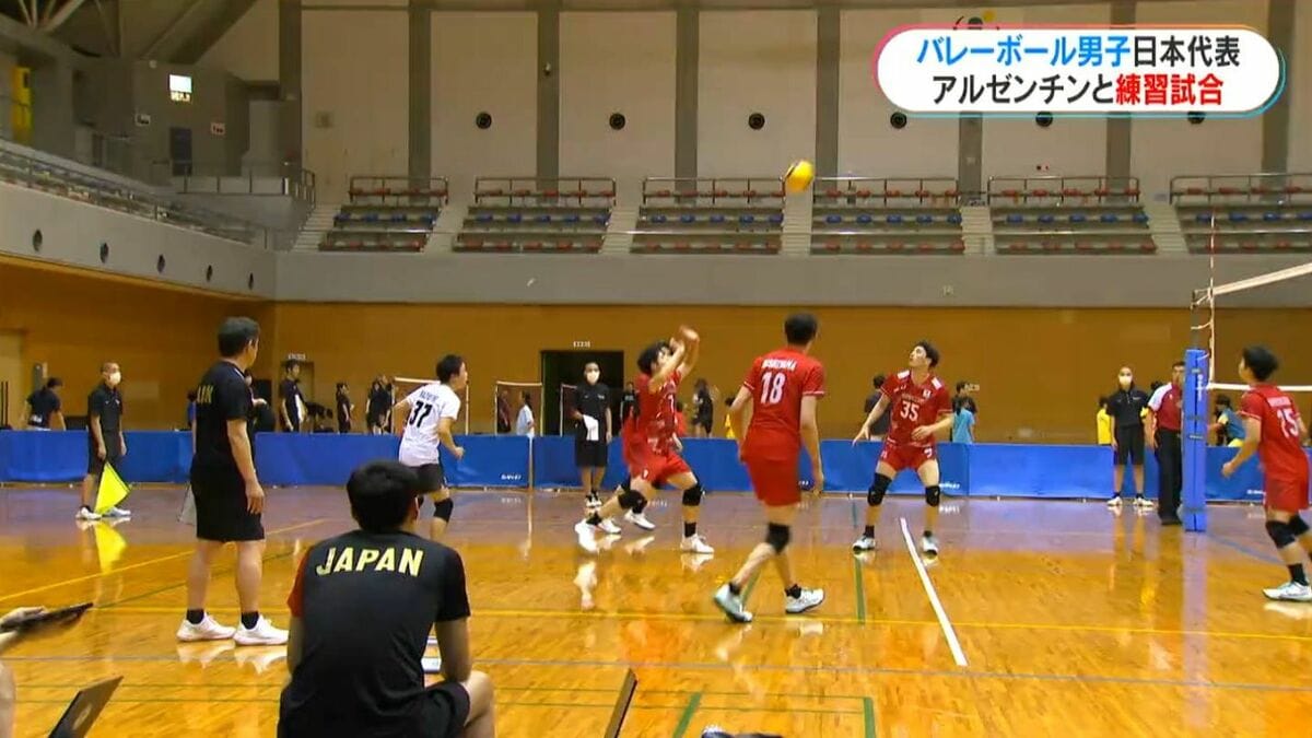 アルゼンチン代表との練習試合にバレー男子日本代表Bチームが勝利　初選出の鹿児島出身・河東選手らも参加