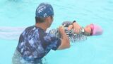 衣服を着たまま水に浮く着衣泳 児童が体験「いざという時に冷静にやりたい」 大分 | 大分のニュース|OBS NEWS|大分放送