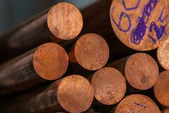 LME銅先物が最高値更新、供給不安広がる－関税観測で米国向け急増| TBS CROSS DIG with Bloomberg