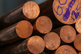 LME銅先物が最高値更新、供給不安広がる－関税観測で米国向け急増| TBS CROSS DIG with Bloomberg