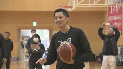 バスケ女子日本代表の恩塚亨HC「五輪最終予選はまさにメダルをかけた
