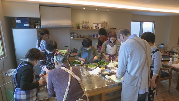 「がん患者と家族を孤立させない」余命半年の夫の遺志継ぎ10年 金沢市の女性と仲間たちの歩み「がん患者の居場所をつくる」 ステージ4・インストラクター「人生、手放さなくていい、あきらめなくていい」　|　石川県のニュース｜MRO北陸放送