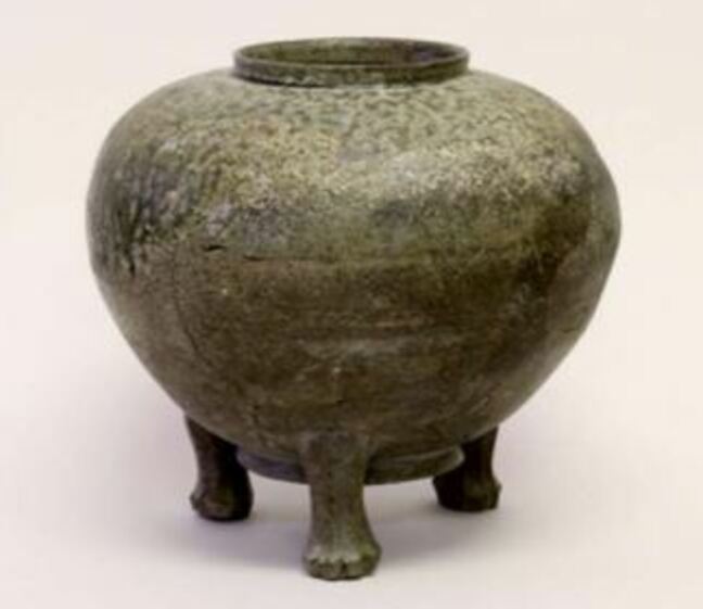 美術的な価値が高い獣脚付の壺も　弥生から平安時代の集落遺跡からの出土品を249件目の県宝に指定へ　遺跡の存在は村役場建設の際に確認　長野・豊丘村|TBS NEWS DIG
