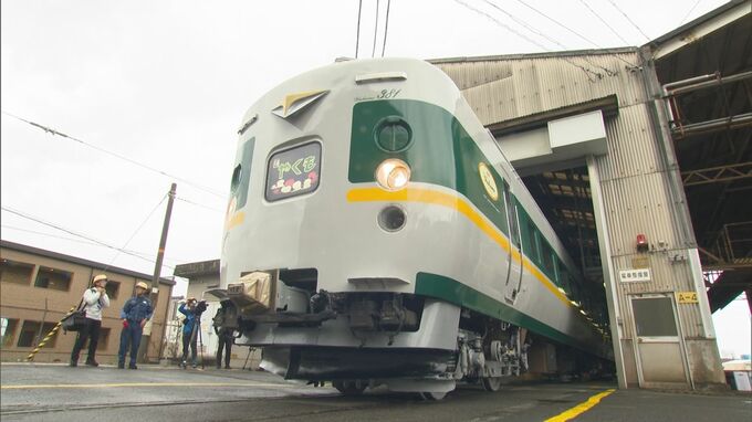 特急やくも「緑やくも色」が復刻！歴代のカラーリング「ゆったりやくも色」「国鉄色」「スーパーやくも色」とあわせすべて揃う　|　BSSニュース | BSS山陰放送