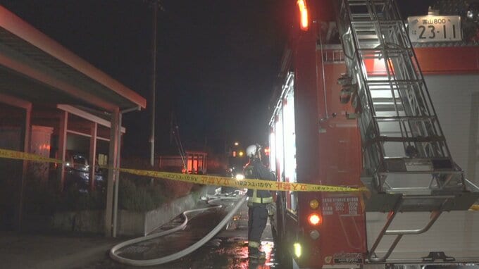倉庫焼いた火事は温度設定機のコンセントが火元か　富山市浜黒崎キャンプ場に近い住宅街　タイヤや農機具収納する倉庫　　|　富山のニュース｜天気・防災｜チューリップテレビ