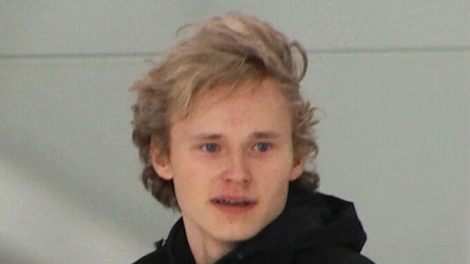 “4回転の神”世界王者マリニンが先生に 島田麻央･千葉百音らにジャンプ指導【フィギュアスケート】|TBS NEWS DIG