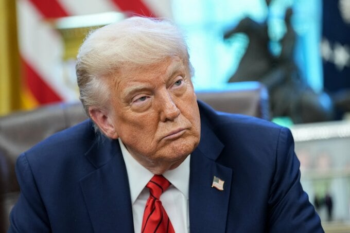 トランプ氏、非関税貿易障壁列挙の投稿－日本の自動車検査にも言及