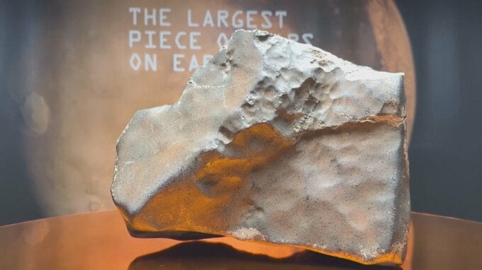 史上最大“火星の隕石”が約7億8000万円で落札　サハラ砂漠で発見|TBS NEWS DIG