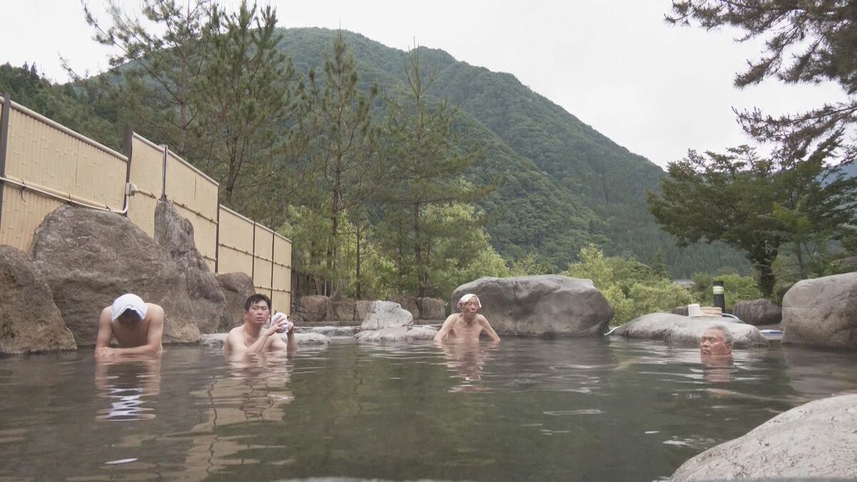 6.26は“露天風呂の日” 岐阜 高山市の奥飛騨温泉郷で露天風呂を無料開放 4か所巡ると記念品贈呈
