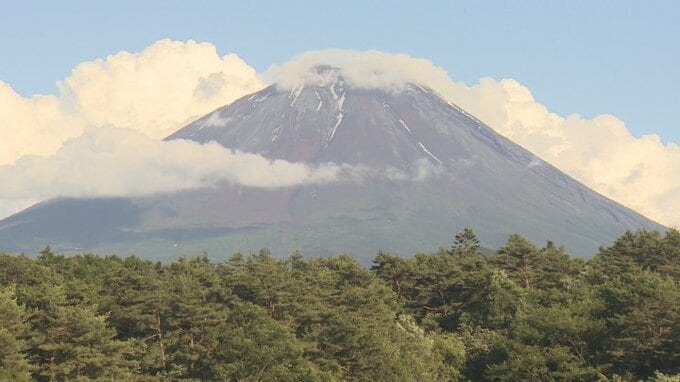 「多い時で1日50本以上」富士山の麓を悩ませる　尿入りペットボトルのごみ問題|TBS NEWS DIG