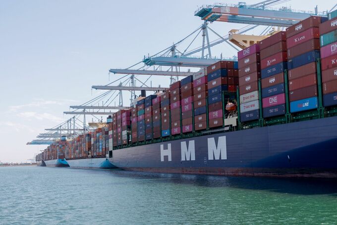 トランプ関税、最高裁の無効判断でも堅持へ－政権「新たな手段」模索