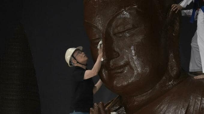 平和の願いを込めて　祈念像のほこりを払う「浄め」　平和祈念堂|TBS NEWS DIG