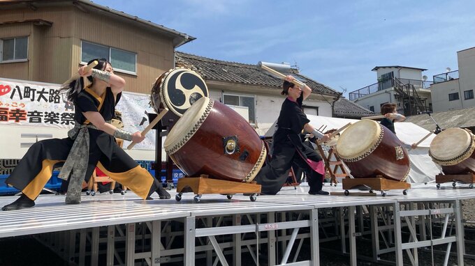 去年11月に大規模火災が発生した臼杵市の八町大路　復興を願う音楽イベント　大分|TBS NEWS DIG