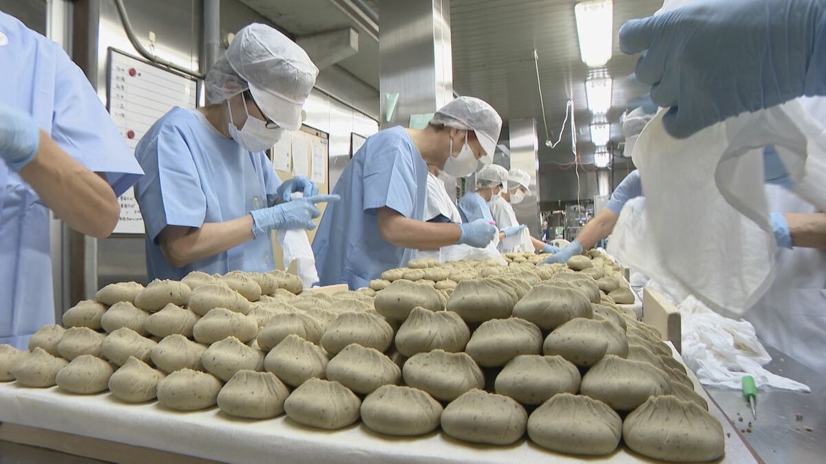 秋の味覚“栗きんとん”製造開始 店頭では1つ291円で販売 来月から愛知