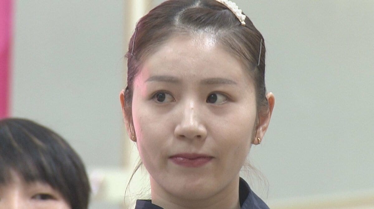バトミントン志田千陽選手サイン熊本再春館製薬 くまもと再春館製薬所バドミントンチーム公式 志田千陽選手 卒業記念T