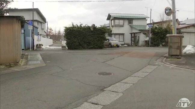女性が現金の入った手提げかばんを奪われた事件 警察が強盗の疑いで41歳の男を逮捕 捜査でかばん発見 現金は一部が無くなる 男は容疑をおおむね認める 青森県弘前市|TBS NEWS DIG