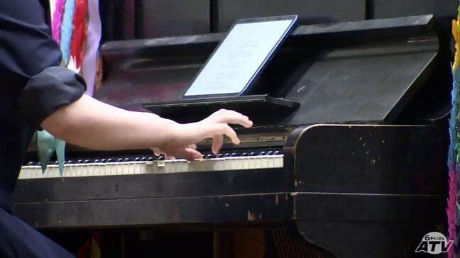 “被爆ピアノ”平和の音色を響かせる　青森市でコンサート　演奏した中学生は「被爆した重みを感じた」「みんなが平和を大切にするべきだと思う」|TBS NEWS DIG